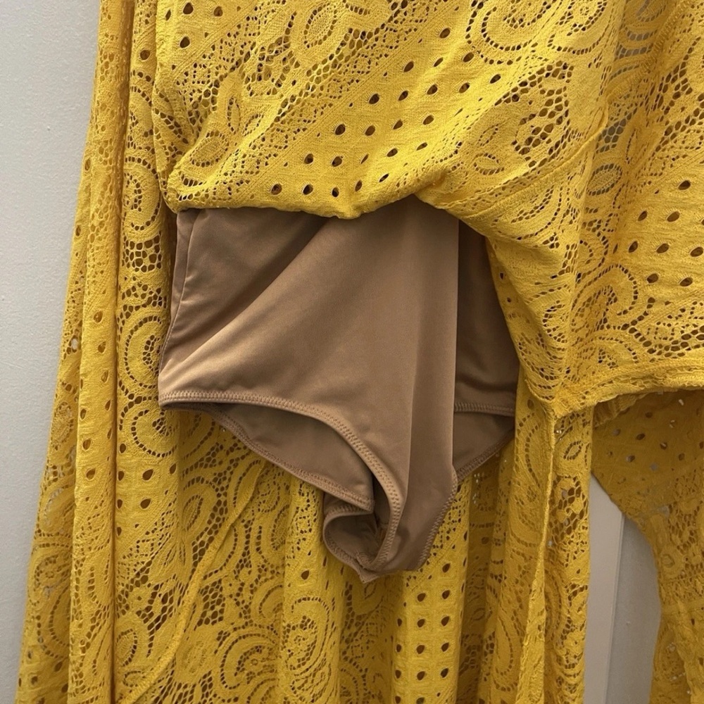 Michael Costello x Revolve Long Sexy Maxi Dress Sz Medium Yellow Lace - Picture 9 of 11
